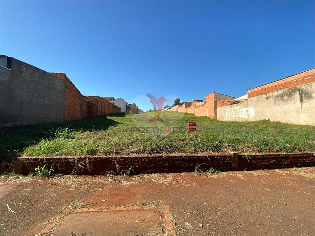 Lote/Terreno de 2061m&sup2; no bairro Jardim Pr&iacute;ncipe, em Len&ccedil;&oacute;is Paulista  Lençóis Paulista - 