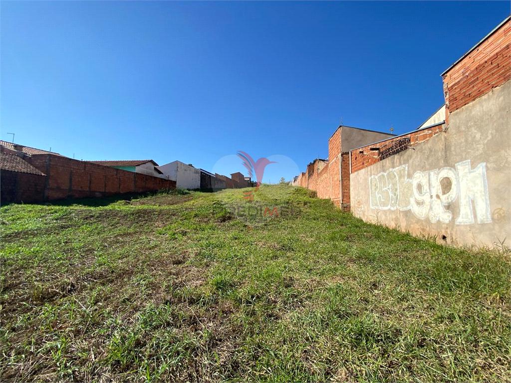 Lote/Terreno de 2061m&sup2; no bairro Jardim Pr&iacute;ncipe, em Len&ccedil;&oacute;is Paulista  Lençóis Paulista - 