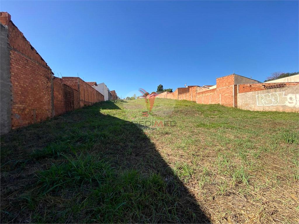 Lote/Terreno de 2061m&sup2; no bairro Jardim Pr&iacute;ncipe, em Len&ccedil;&oacute;is Paulista  Lençóis Paulista - 