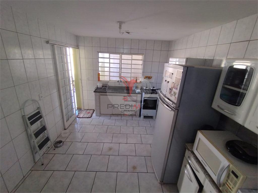 Casa de 2 quartos, 154m&sup2; no bairro N&uacute;cleo Habitacional Bela Vista Ii, em Len&ccedil;&oacute;is Paulista  Lençóis Paulista - 