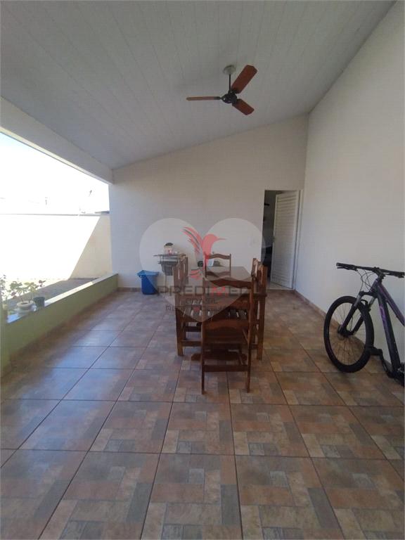 Casa de 2 quartos, 154m&sup2; no bairro N&uacute;cleo Habitacional Bela Vista Ii, em Len&ccedil;&oacute;is Paulista  Lençóis Paulista - 