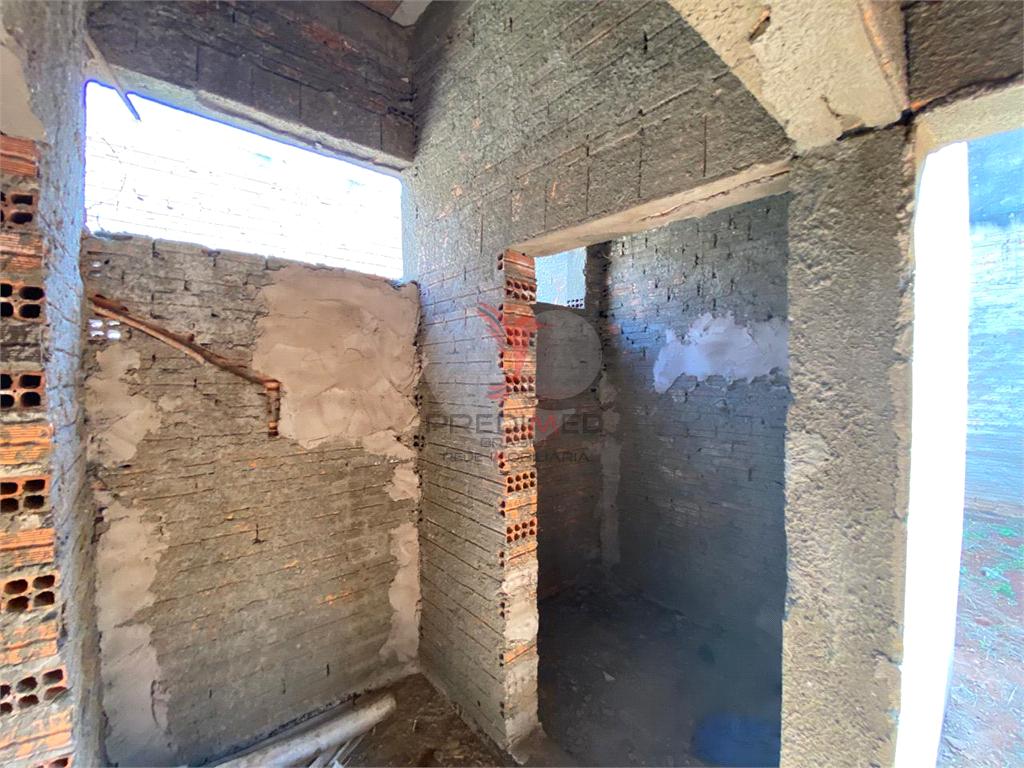 Pr&eacute;dio Inteiro de 395m&sup2; no bairro Jardim Ubirama, em Len&ccedil;&oacute;is Paulista  Lençóis Paulista - 