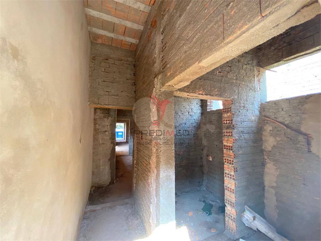 Pr&eacute;dio Inteiro de 395m&sup2; no bairro Jardim Ubirama, em Len&ccedil;&oacute;is Paulista  Lençóis Paulista - 