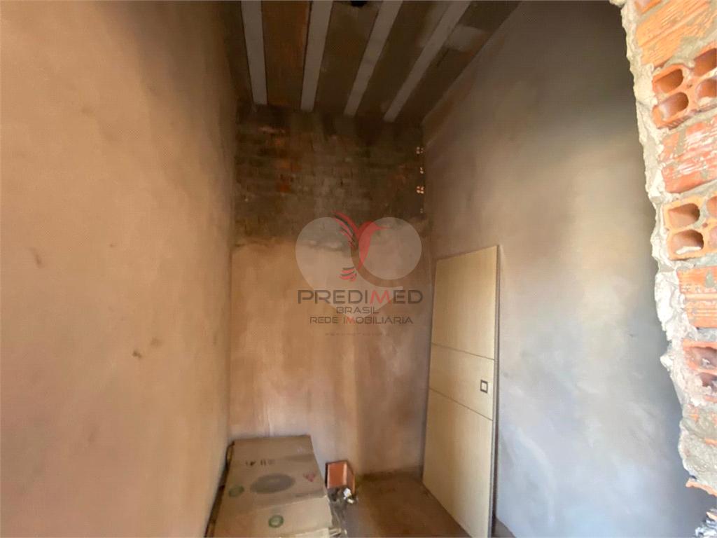 Pr&eacute;dio Inteiro de 395m&sup2; no bairro Jardim Ubirama, em Len&ccedil;&oacute;is Paulista  Lençóis Paulista - 