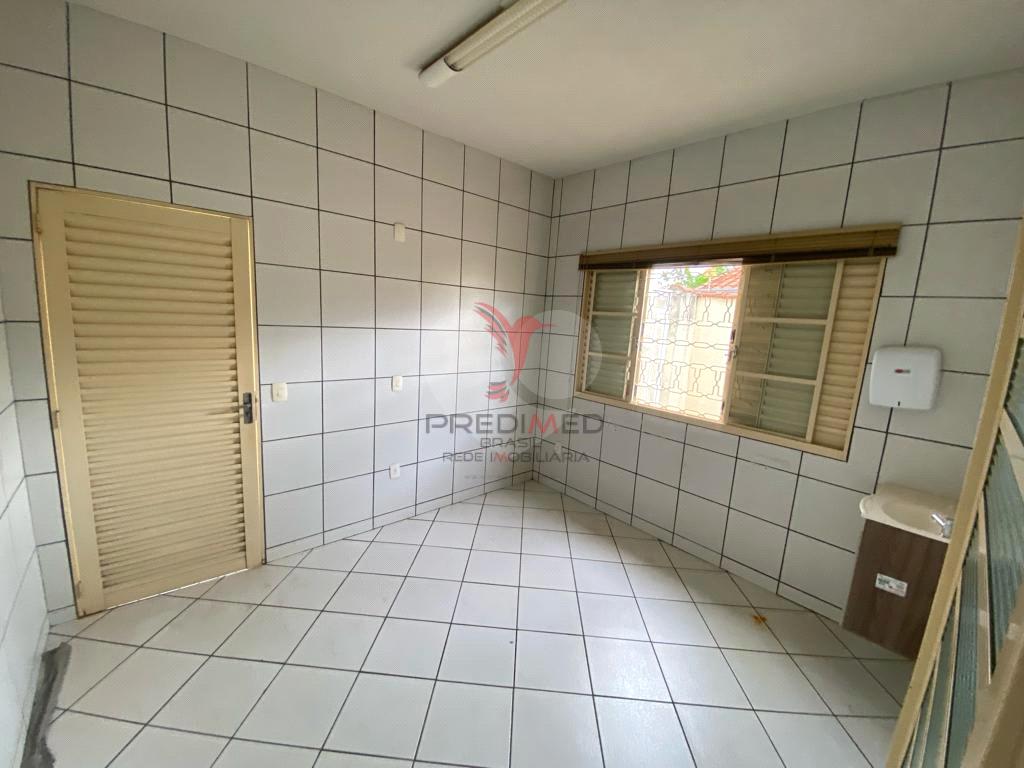 Loja / Sal&atilde;o / Ponto Comercial de 65m&sup2; no bairro Vila Antonieta I, em Len&ccedil;&oacute;is Paulista  Lençóis Paulista - 