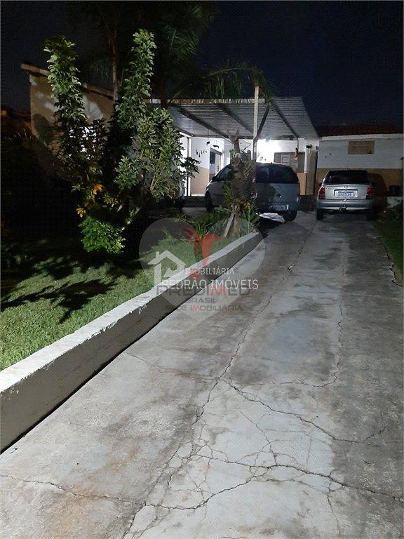 Casa de 2 quartos, 93m&sup2; no bairro Jardim S&atilde;o Jo&atilde;o, em Len&ccedil;&oacute;is Paulista  Lençóis Paulista - 