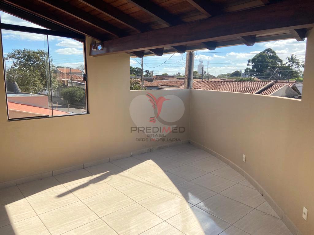 Casa de 3 quartos, 199m&sup2; no bairro Conjunto S&iacute;lvio Campanholi, em Len&ccedil;&oacute;is Paulista  Lençóis Paulista - 