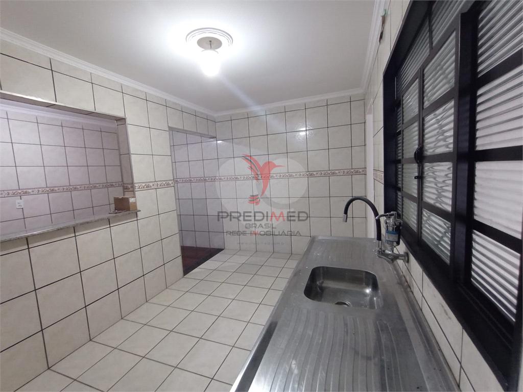 Sobrado de 3 quartos, 164m&sup2; no bairro Jardim Do Caju Ii, em Len&ccedil;&oacute;is Paulista  Lençóis Paulista - 