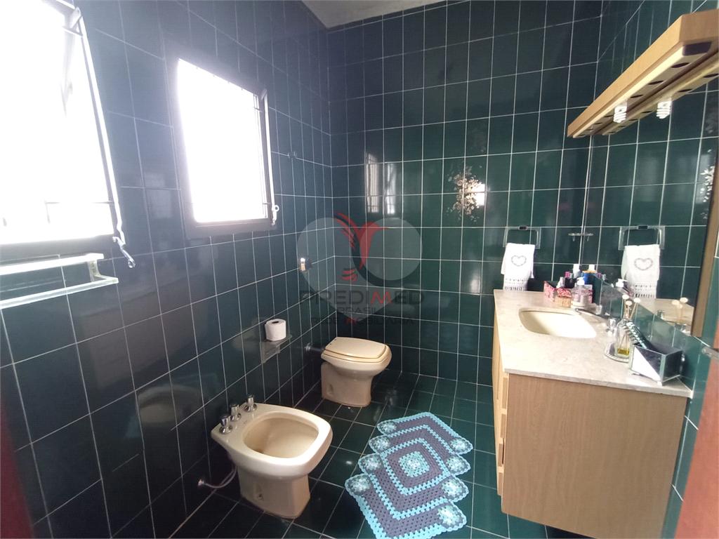 Casa de 4 quartos, 276m&sup2; no bairro Centro, em Len&ccedil;&oacute;is Paulista  Lençóis Paulista - 