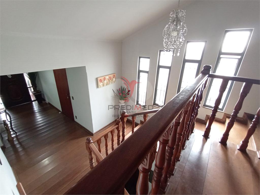 Casa de 4 quartos, 276m&sup2; no bairro Centro, em Len&ccedil;&oacute;is Paulista  Lençóis Paulista - 