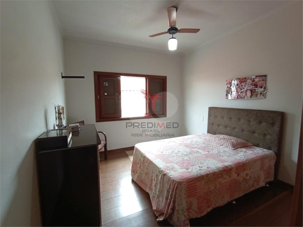 Casa de 4 quartos, 276m&sup2; no bairro Centro, em Len&ccedil;&oacute;is Paulista  Lençóis Paulista - 