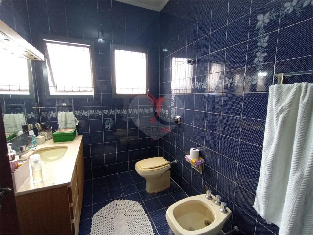 Casa de 4 quartos, 276m&sup2; no bairro Centro, em Len&ccedil;&oacute;is Paulista  Lençóis Paulista - 