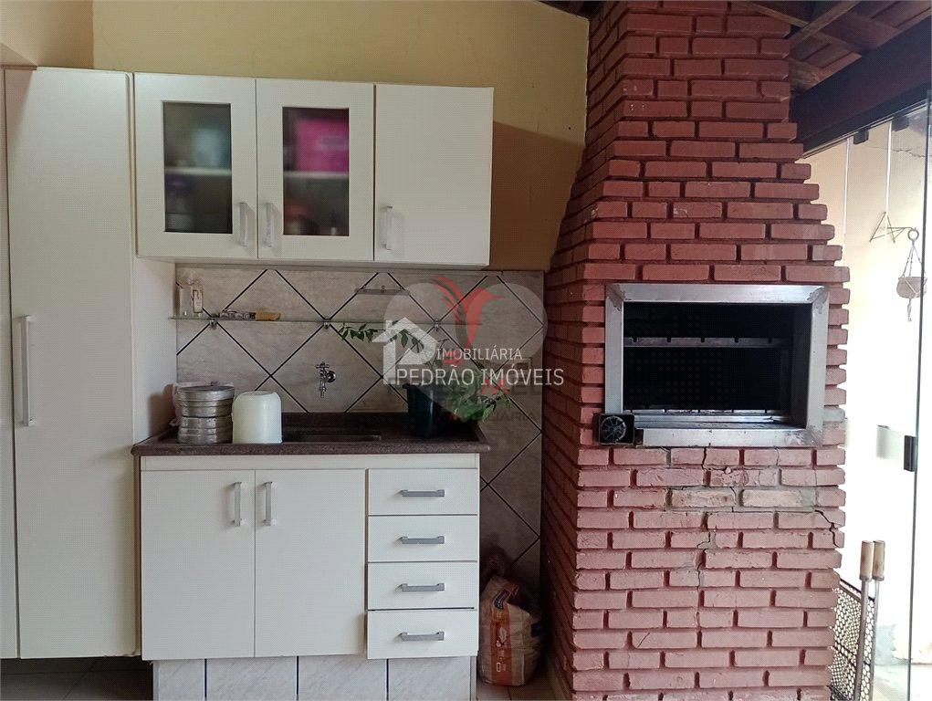 Casa de 5 quartos, 260m&sup2; no bairro Jardim Itamaraty, em Len&ccedil;&oacute;is Paulista  Lençóis Paulista - 