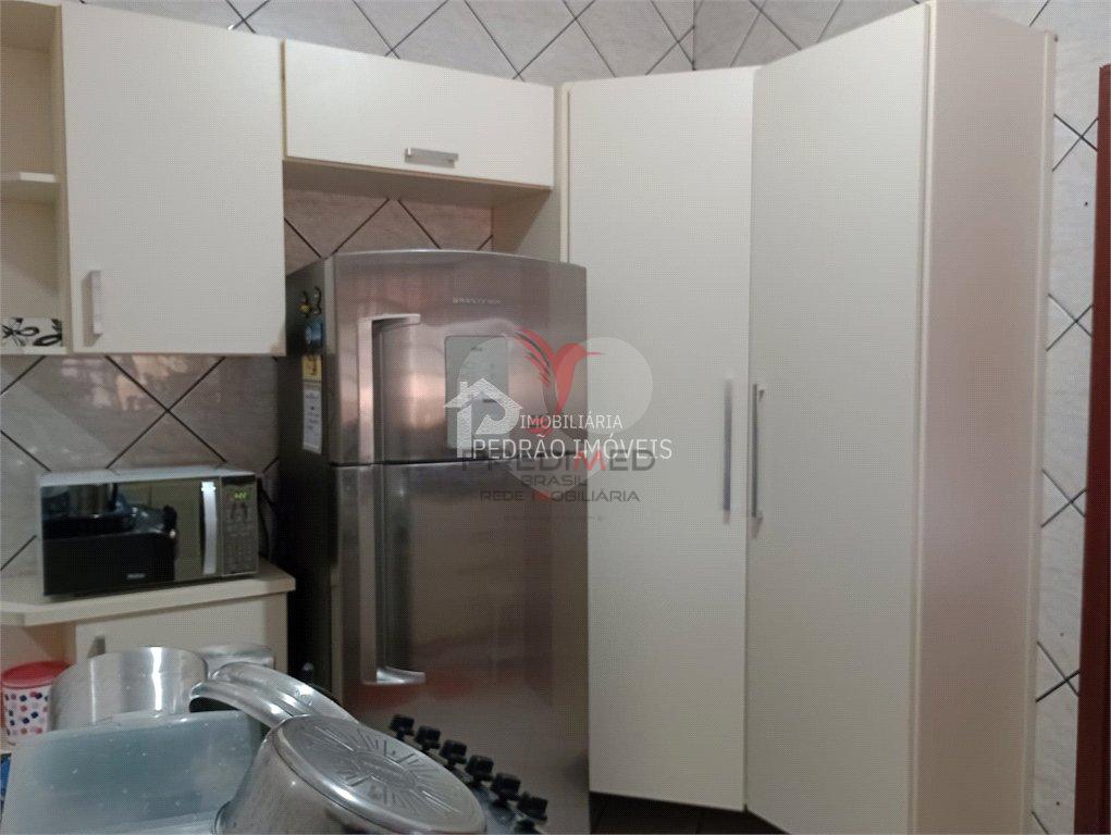 Casa de 5 quartos, 260m&sup2; no bairro Jardim Itamaraty, em Len&ccedil;&oacute;is Paulista  Lençóis Paulista - 