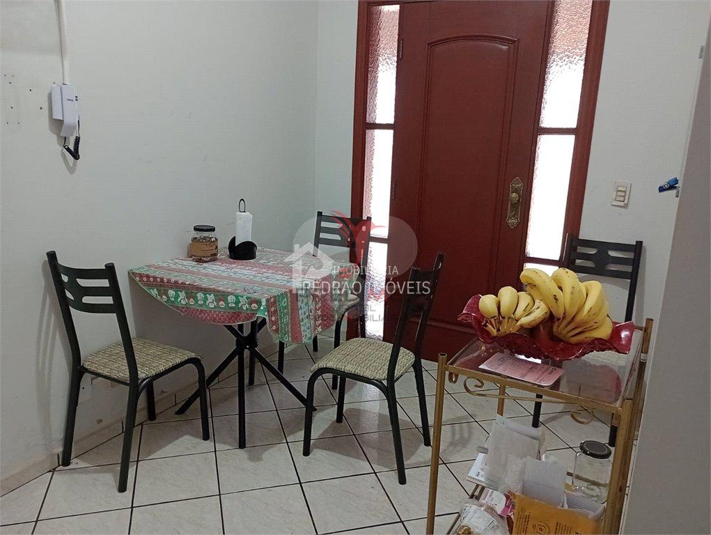 Casa de 5 quartos, 260m&sup2; no bairro Jardim Itamaraty, em Len&ccedil;&oacute;is Paulista  Lençóis Paulista - 