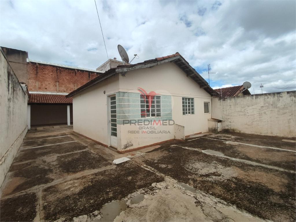 Casa de 2 quartos, 85m&sup2; no bairro Jardim Itapu&atilde;, em Len&ccedil;&oacute;is Paulista  Lençóis Paulista - 