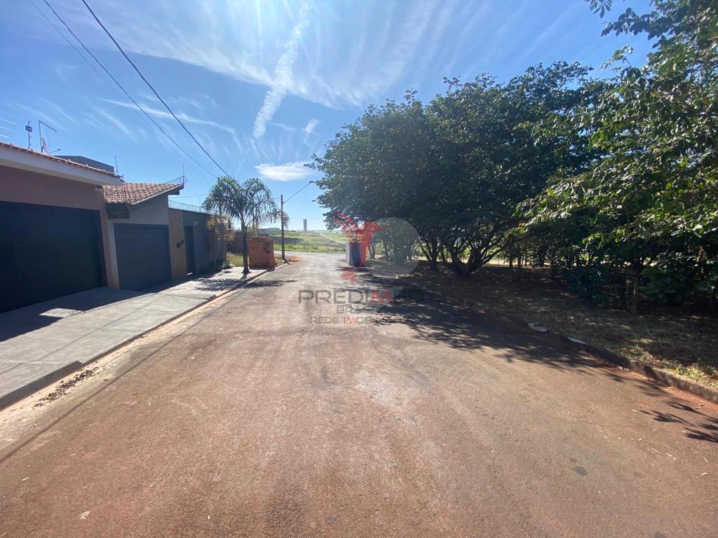 Lote/Terreno de 212m&sup2; no bairro Jardim Planalto, em Len&ccedil;&oacute;is Paulista  Lençóis Paulista - 