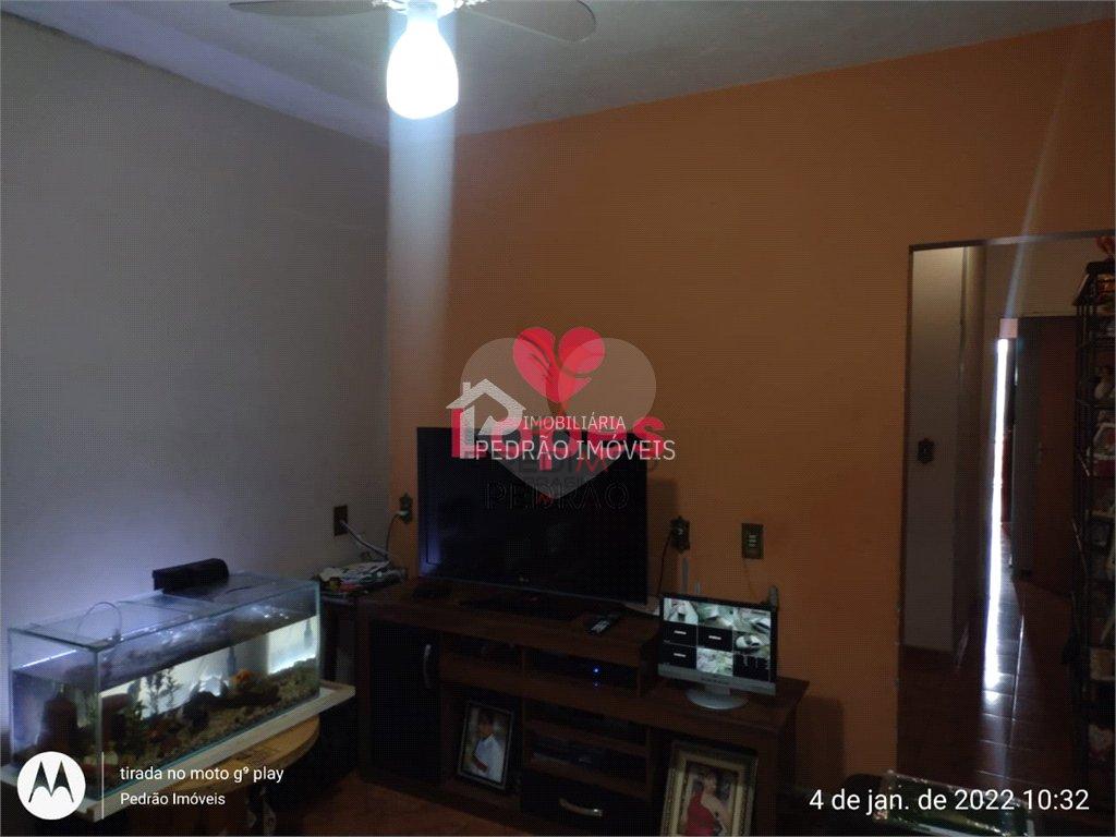 Casa de 3 quartos, 125m&sup2; no bairro Parque Residencial Elizabeth, em Len&ccedil;&oacute;is Paulista  Lençóis Paulista - 