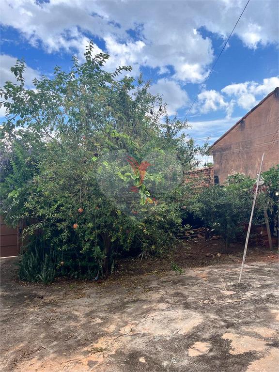 Casa de 3 quartos, 418m&sup2; no bairro Vila Santa Cec&iacute;lia, em Len&ccedil;&oacute;is Paulista  Lençóis Paulista - 