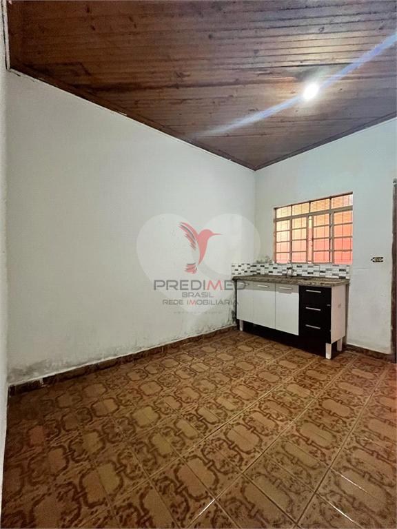 Casa de 3 quartos, 418m&sup2; no bairro Vila Santa Cec&iacute;lia, em Len&ccedil;&oacute;is Paulista  Lençóis Paulista - 