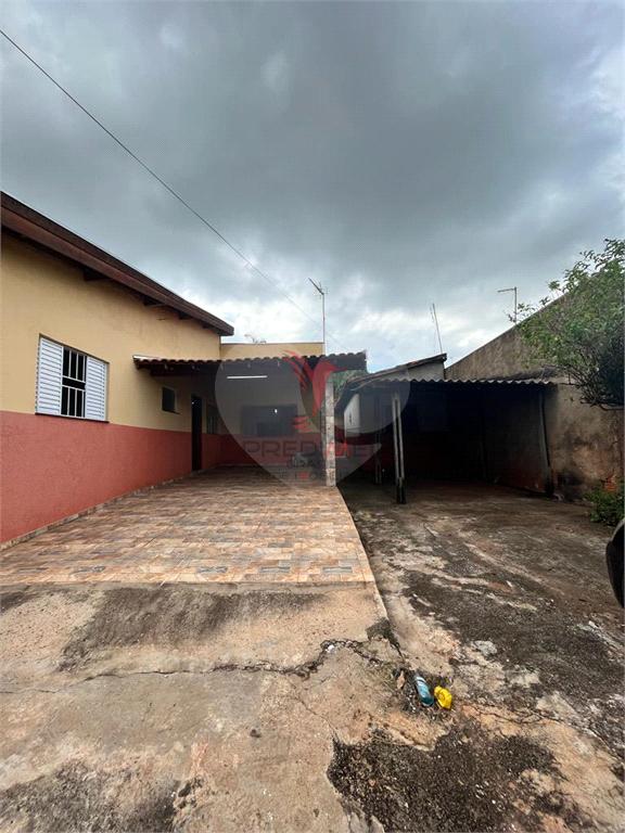 Casa de 3 quartos, 418m&sup2; no bairro Vila Santa Cec&iacute;lia, em Len&ccedil;&oacute;is Paulista  Lençóis Paulista - 