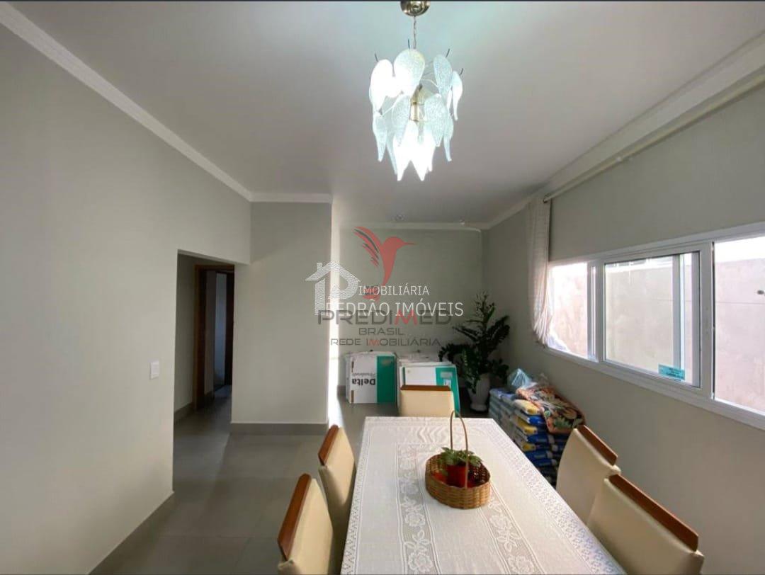 Casa de 2 quartos, 234m&sup2; no bairro Vila Antonieta I, em Len&ccedil;&oacute;is Paulista  Lençóis Paulista - 