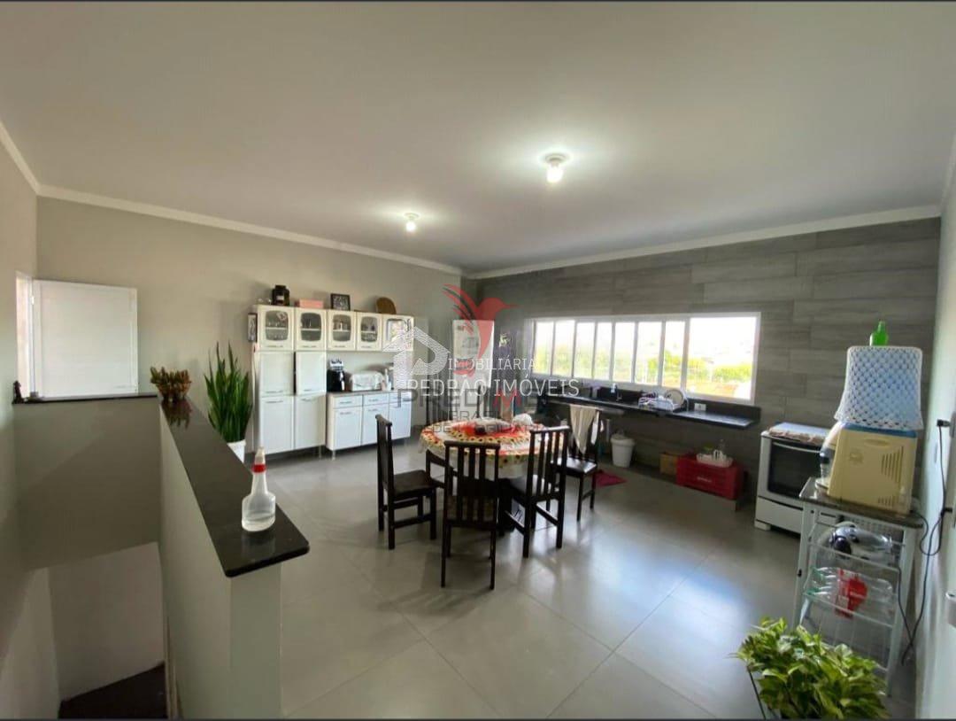 Casa de 2 quartos, 234m&sup2; no bairro Vila Antonieta I, em Len&ccedil;&oacute;is Paulista  Lençóis Paulista - 