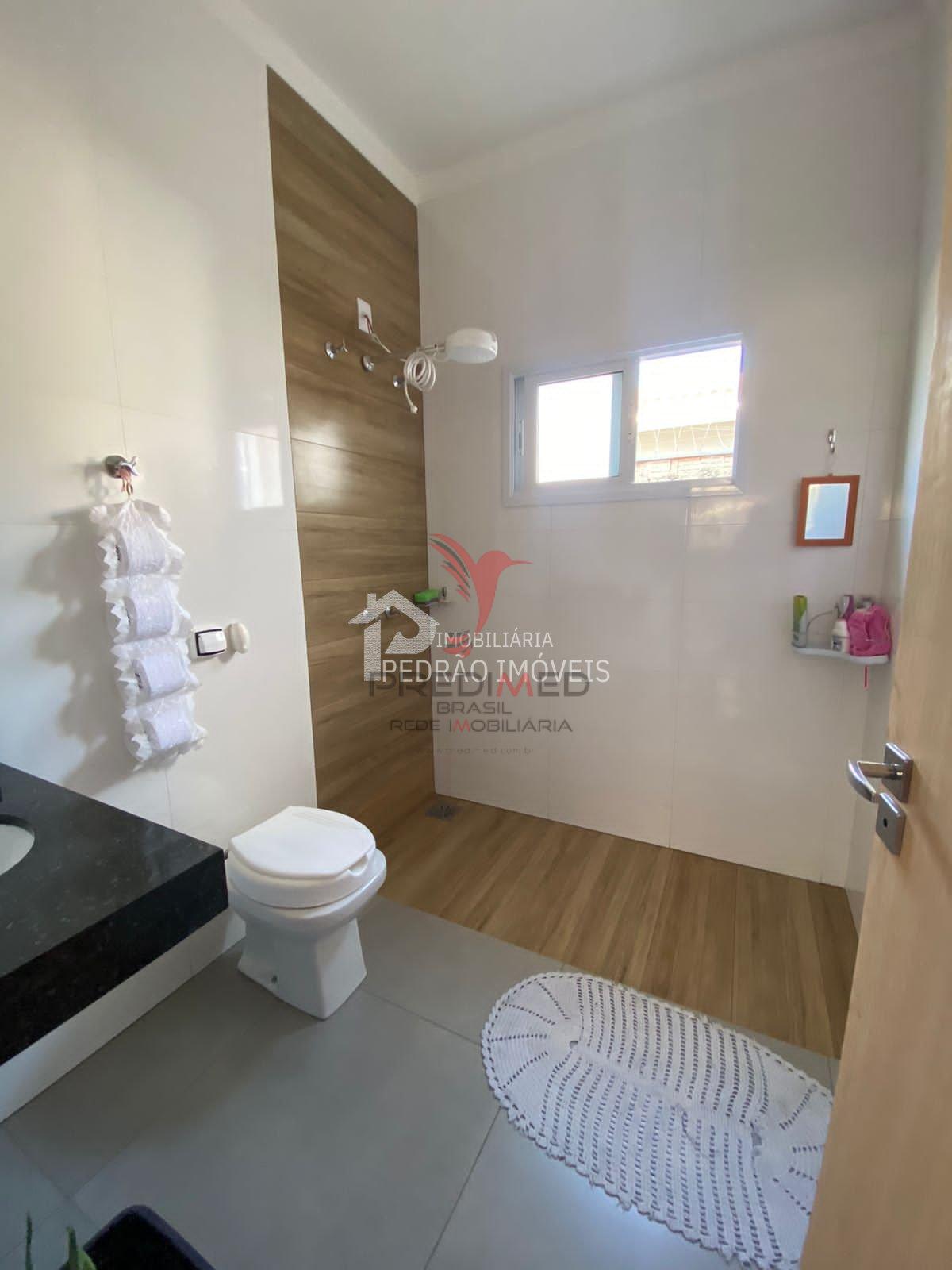 Casa de 2 quartos, 234m&sup2; no bairro Vila Antonieta I, em Len&ccedil;&oacute;is Paulista  Lençóis Paulista - 