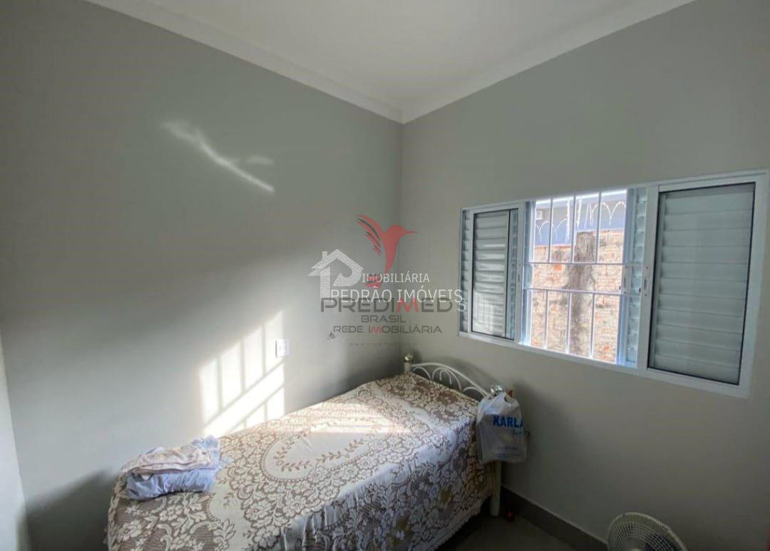 Casa de 2 quartos, 234m&sup2; no bairro Vila Antonieta I, em Len&ccedil;&oacute;is Paulista  Lençóis Paulista - 