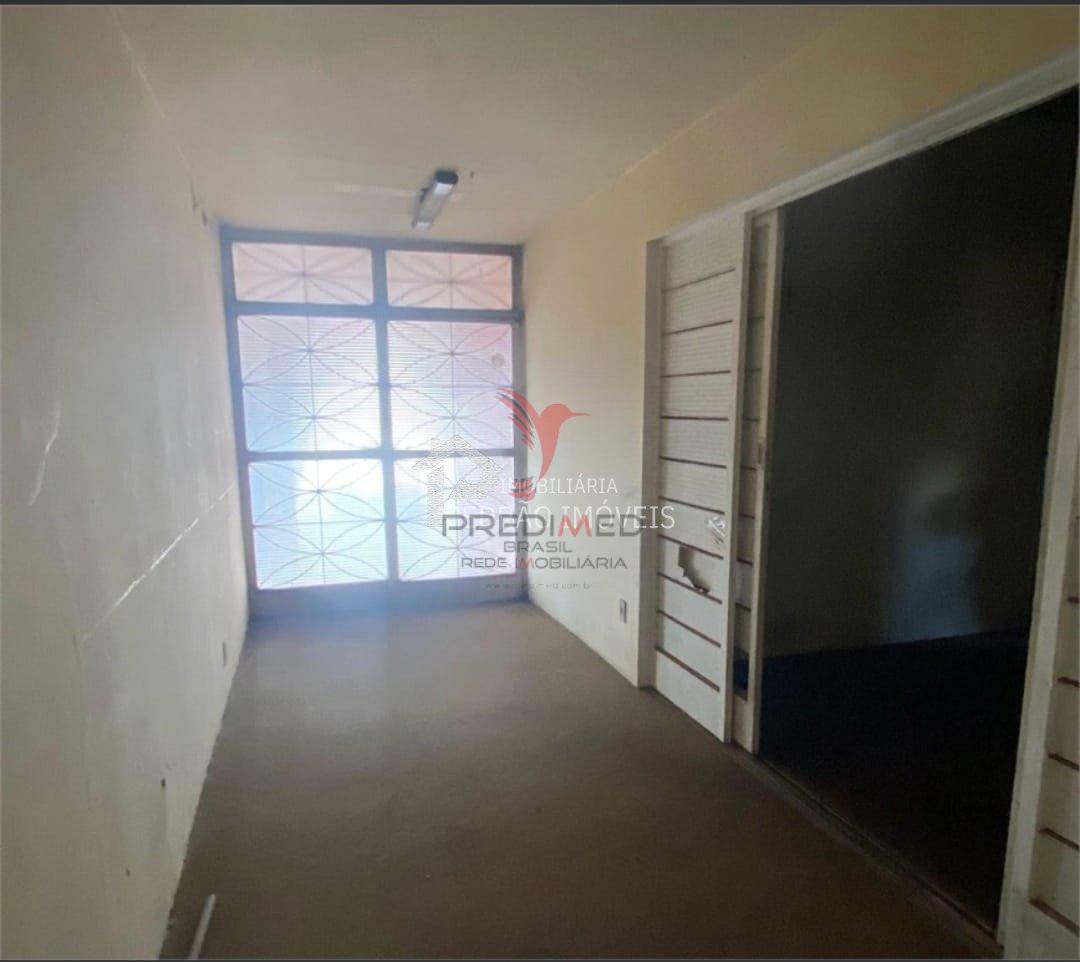 Casa de 4 quartos, 197m&sup2; no bairro Vila Marimbondo, em Len&ccedil;&oacute;is Paulista  Lençóis Paulista - 