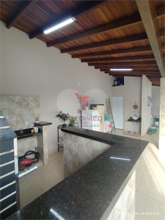 Casa de 3 quartos, 191m&sup2; no bairro Jardim Monte Azul, em Len&ccedil;&oacute;is Paulista  Lençóis Paulista - 