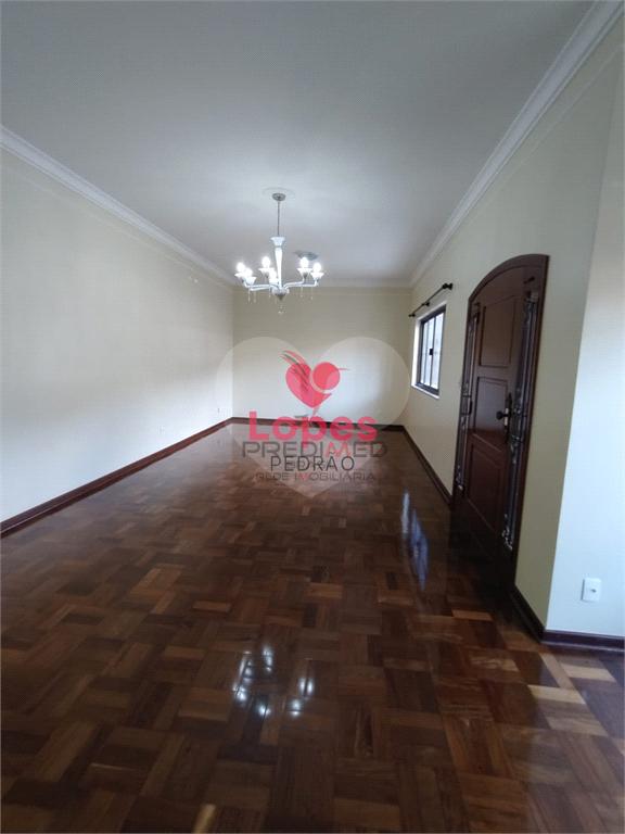 Casa de 3 quartos, 471m&sup2; no bairro Jardim Morumbi, em Len&ccedil;&oacute;is Paulista  Lençóis Paulista - 