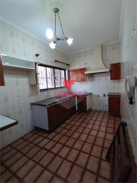 Casa de 3 quartos, 471m&sup2; no bairro Jardim Morumbi, em Len&ccedil;&oacute;is Paulista  Lençóis Paulista - 