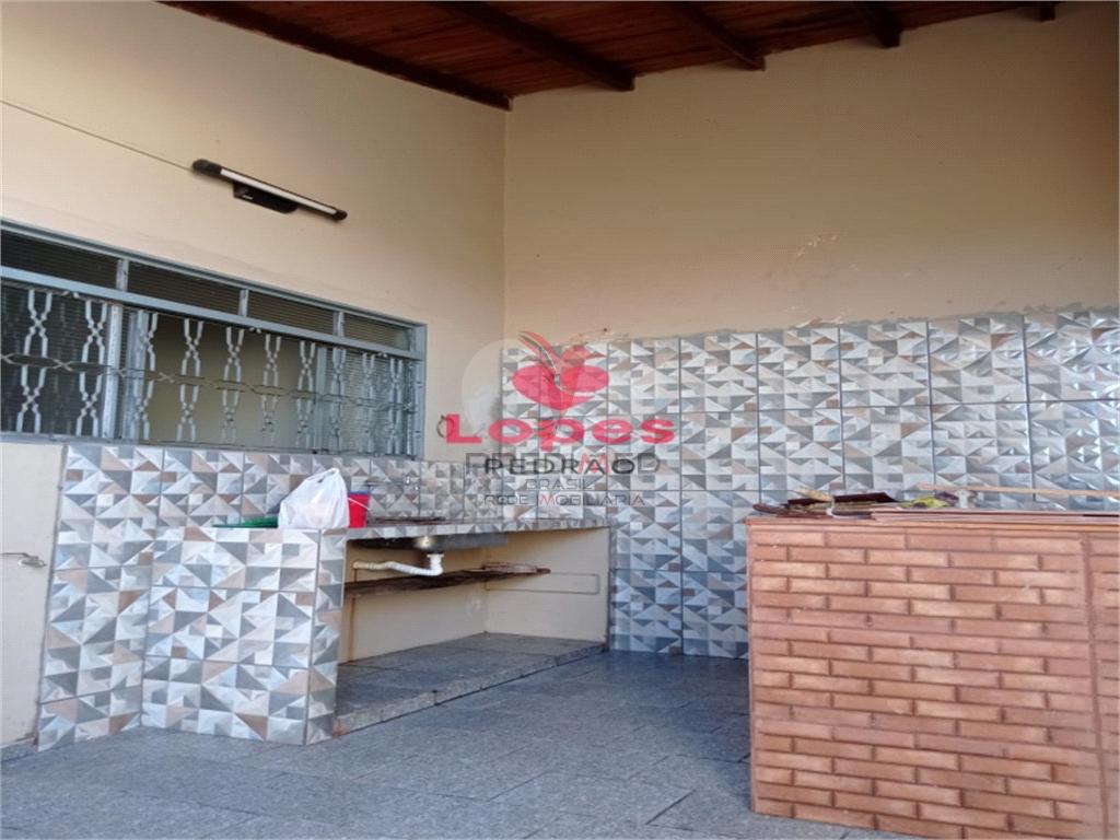 Casa de 3 quartos, 198m&sup2; no bairro Parque Residencial Rondon, em Len&ccedil;&oacute;is Paulista  Lençóis Paulista - 