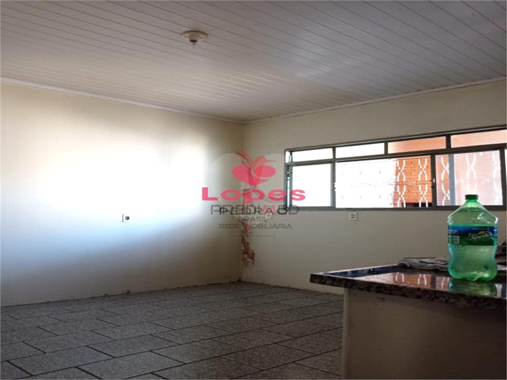 Casa de 3 quartos, 198m&sup2; no bairro Parque Residencial Rondon, em Len&ccedil;&oacute;is Paulista  Lençóis Paulista - 