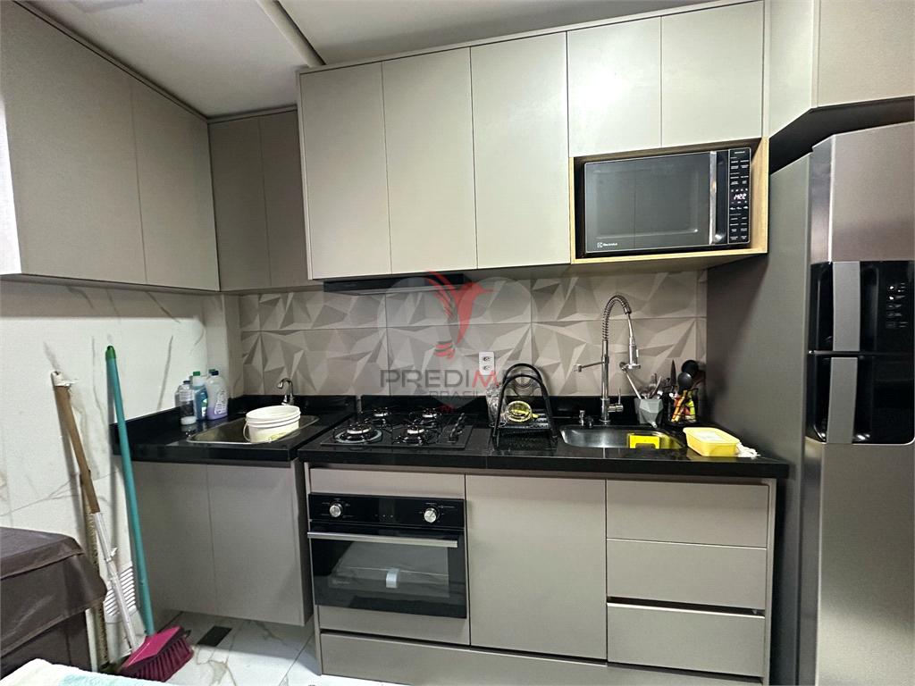 Apartamento de 2 quartos, 50m&sup2; no bairro Centro, em Len&ccedil;&oacute;is Paulista  Lençóis Paulista - 