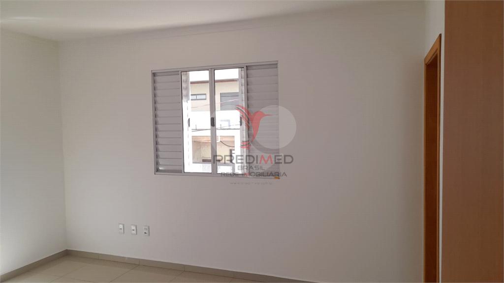 Apartamento de 3 quartos, 162m&sup2; no bairro Jardim Morumbi, em Len&ccedil;&oacute;is Paulista  Lençóis Paulista - 