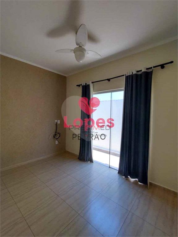 Casa de 3 quartos, 135m&sup2; no bairro Jardim Village, em Len&ccedil;&oacute;is Paulista  Lençóis Paulista - 