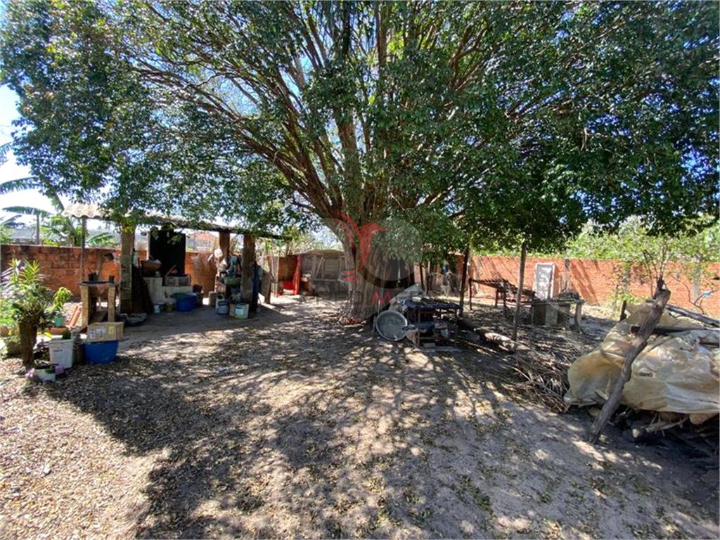 Fazenda/S&iacute;tios/Ch&aacute;caras de 3 quartos, 209m&sup2; no bairro Centro, em Borebi  BOREBI - 