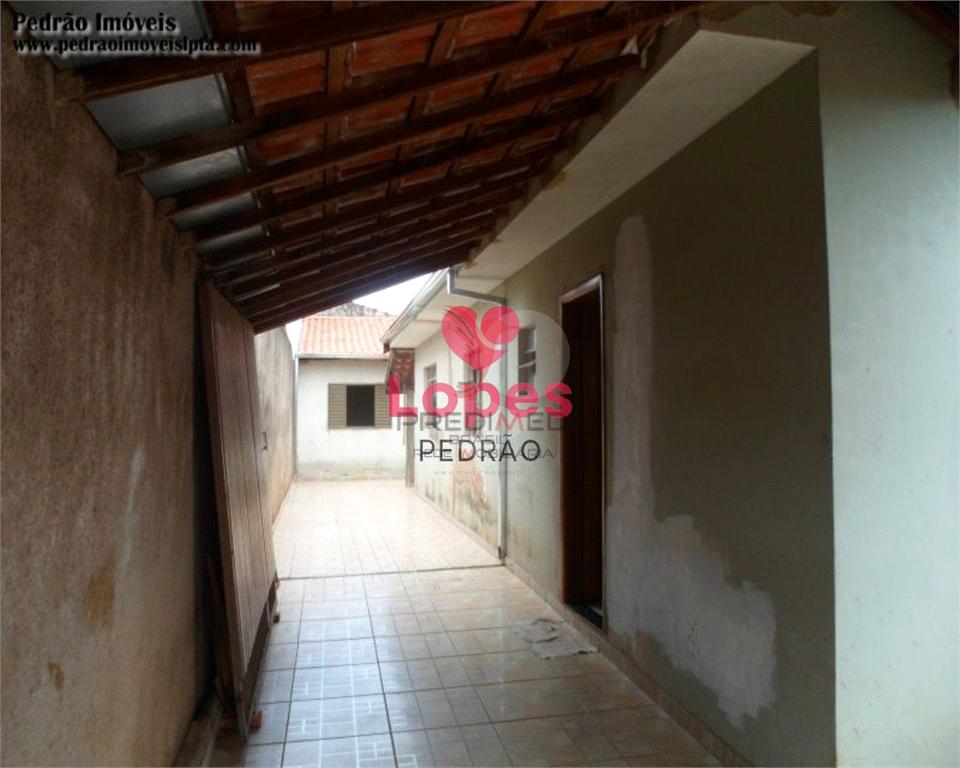 Casa de 3 quartos, 250m&sup2; no bairro Jardim Monte Azul, em Len&ccedil;&oacute;is Paulista  Lençóis Paulista - 