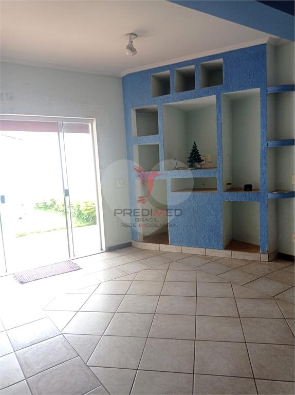 Casa de 2 quartos, 253m&sup2; no bairro Jardim Village, em Len&ccedil;&oacute;is Paulista  Lençóis Paulista - 