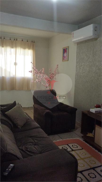 Casa de 3 quartos, 180m&sup2; no bairro Jardim Do Caju Ii, em Len&ccedil;&oacute;is Paulista  Lençóis Paulista - 