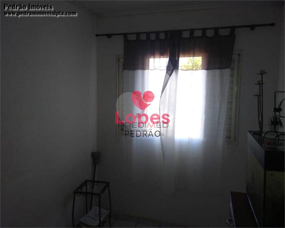 Casa de 4 quartos, 200m&sup2; no bairro N&uacute;cleo Habitacional Bela Vista I, em Len&ccedil;&oacute;is Paulista  Lençóis Paulista - 