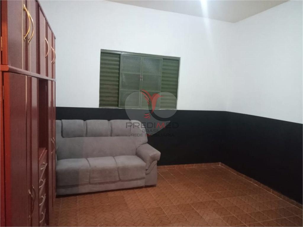 Casa de 3 quartos, 140m&sup2; no bairro N&uacute;cleo Habitacional Jo&atilde;o Zillo, em Len&ccedil;&oacute;is Paulista  Lençóis Paulista - 