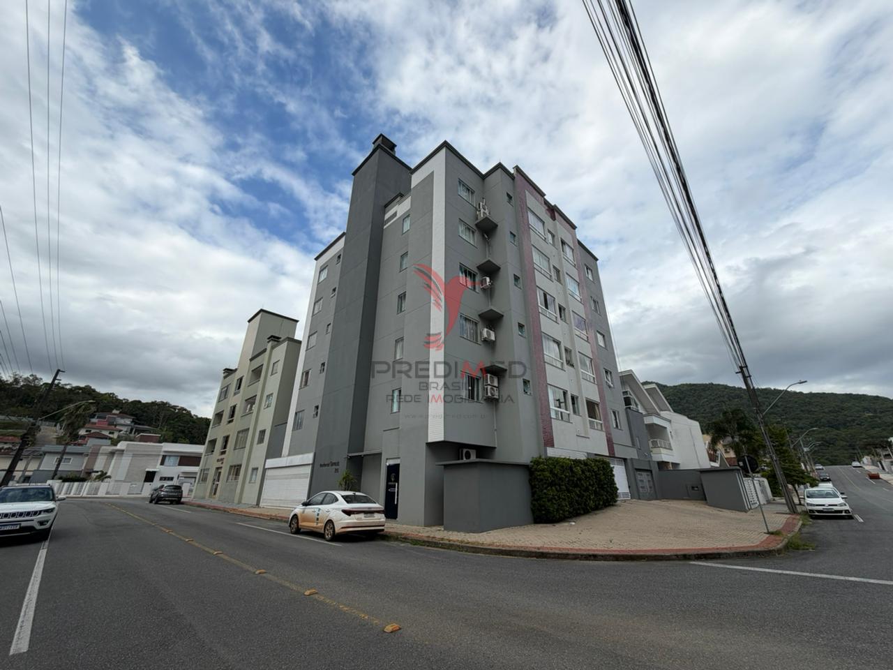 Apartamento Semi mobilado No bairro Amizade Rua Valdir Rabelo Jaraguá do Sul - 