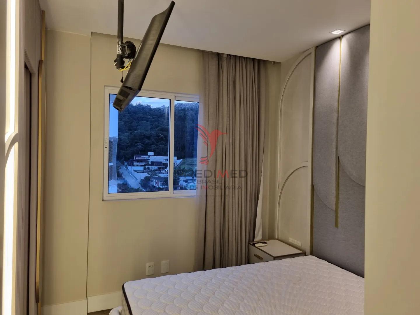 Cobertura, 3 quartos, 191 m² - Foto 2