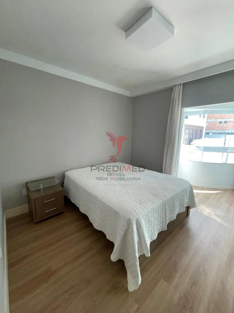 Luxo e Praticidade no Centro de Balne&aacute;rio Cambori&uacute;  - - 