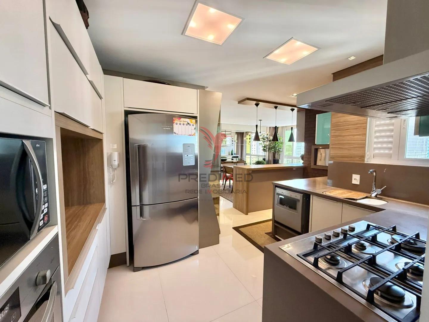 Exclusividade e Vista Livre no 21&ordm; Andar  - - 