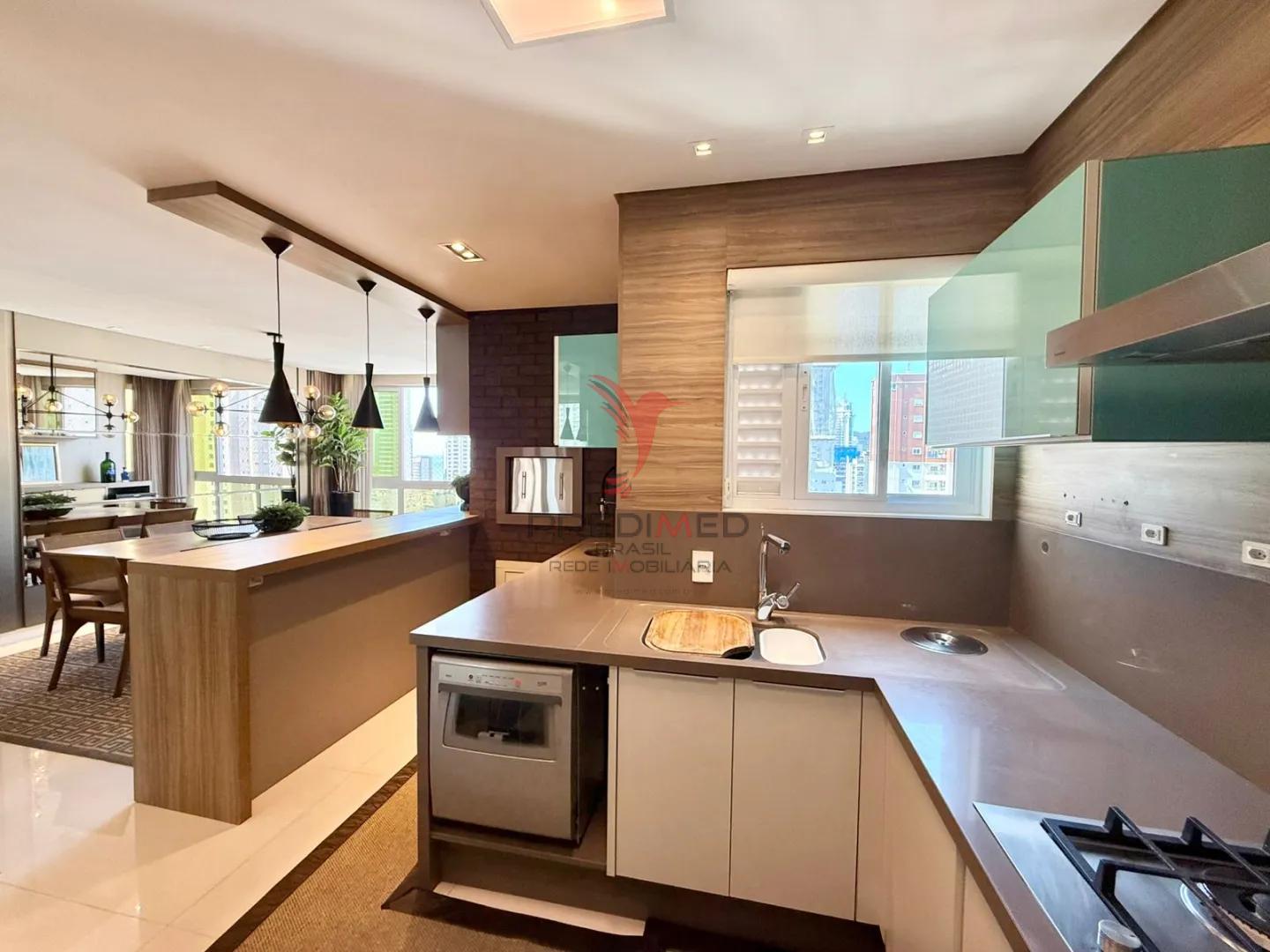 Exclusividade e Vista Livre no 21&ordm; Andar  - - 