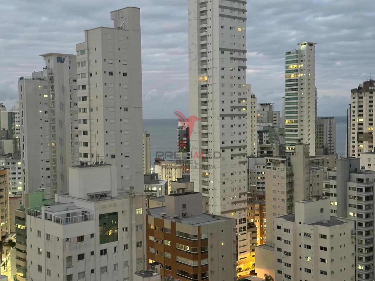 Exclusividade e Vista Livre no 21&ordm; Andar  - - 